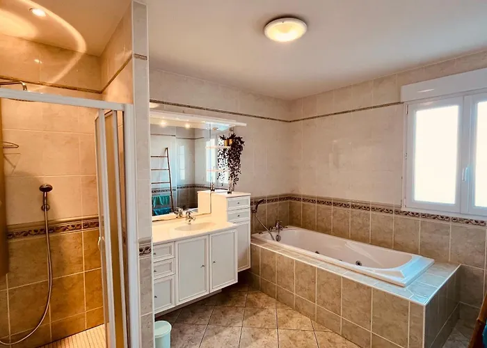 펜션 Maison Proche Centre Ville, Cosy Et Confort